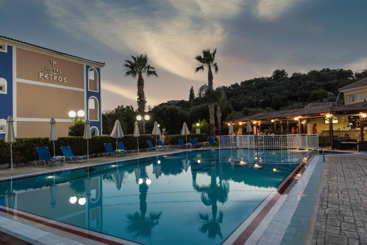 Hotel Petros Tsilivi  Luaran gambar