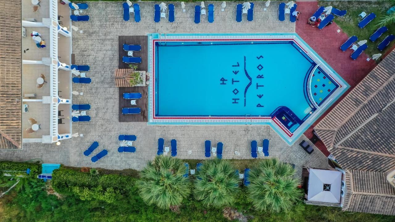 Hotel Petros Tsilivi  Luaran gambar